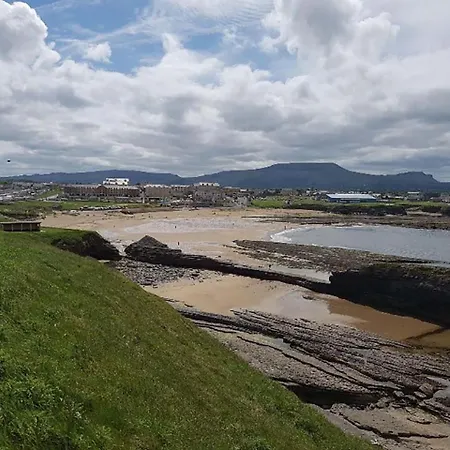 29 Marine Court * Bundoran